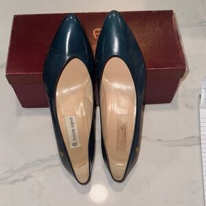 Eteinne Aigner Size 7M Elegant Green Leather Pumps